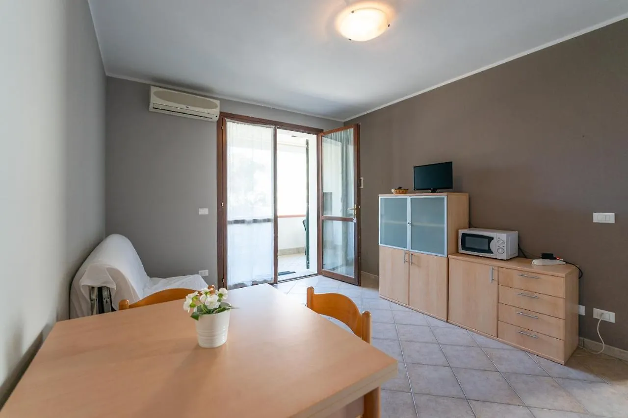 Residence Smith Sul Mare Llido Degli Estensi