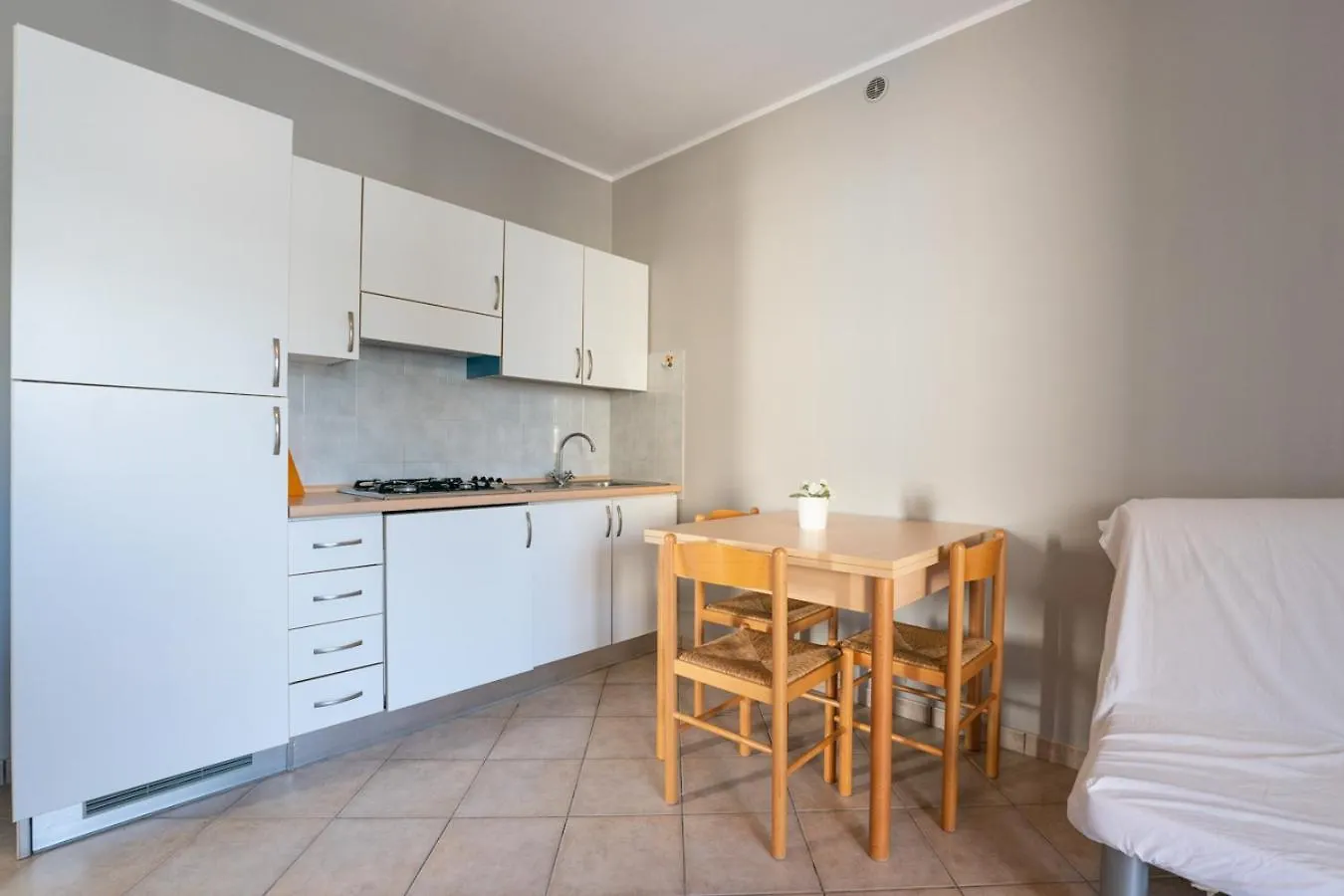 Residence Smith Sul Mare Llido Degli Estensi 0*,