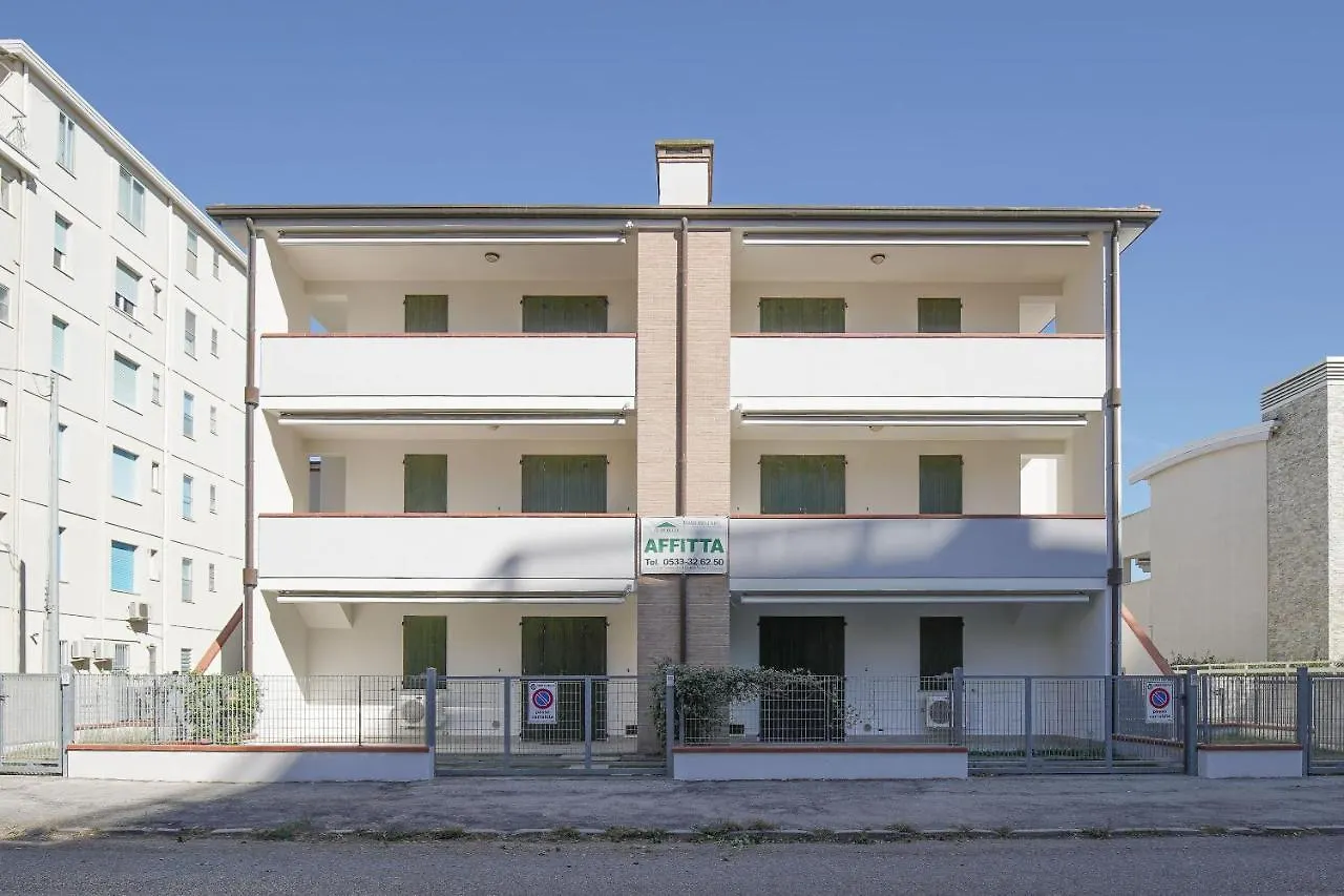 Residence Smith Sul Mare Llido Degli Estensi 0*,